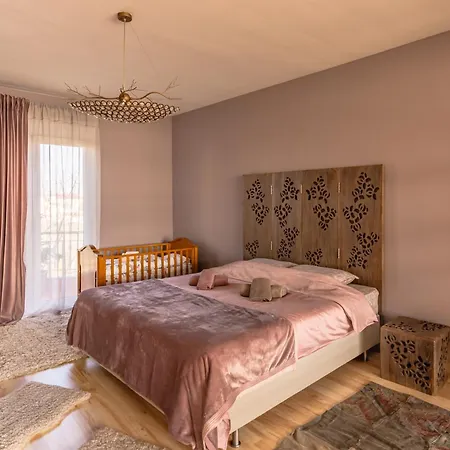 Avgerinos Апартаменты *