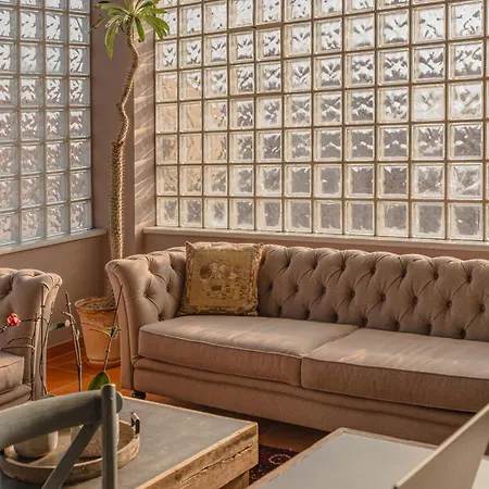 Avgerinos Апартаменты *