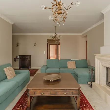 Апартаменты Avgerinos Makrochorion