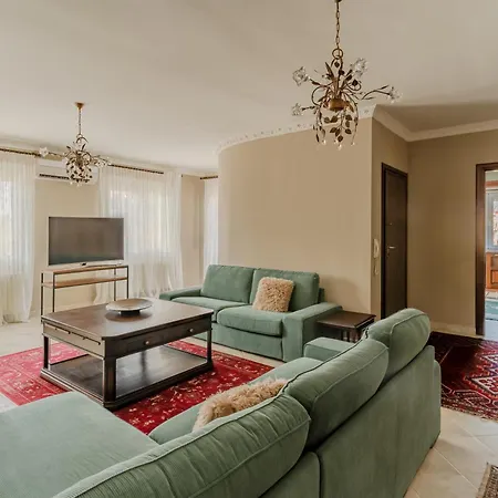 Апартаменты Avgerinos *