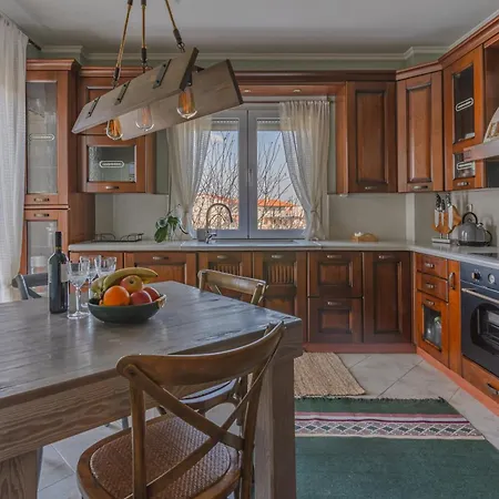 Апартаменты Avgerinos